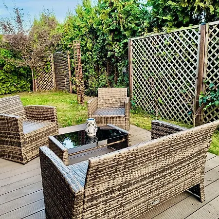 Piano Near Cracow, Modern, 3 Rooms, Free Parking, Terrace, Garden, Wifi